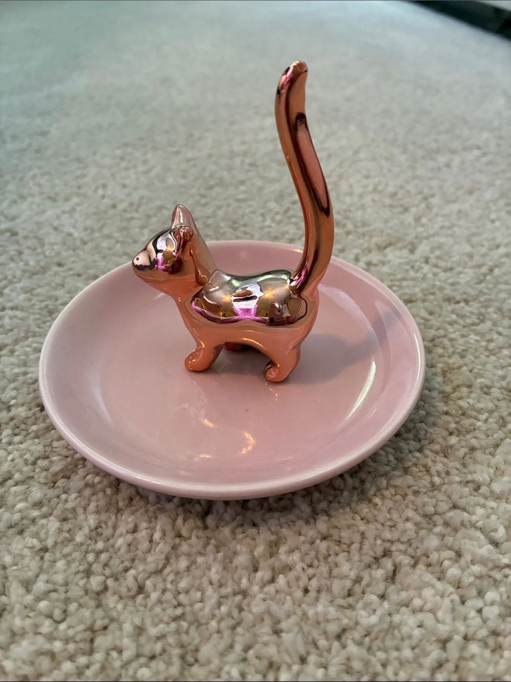 Pink Ceramic Ring Dish with Rose-Gold Cat Tail Jewelry Holder